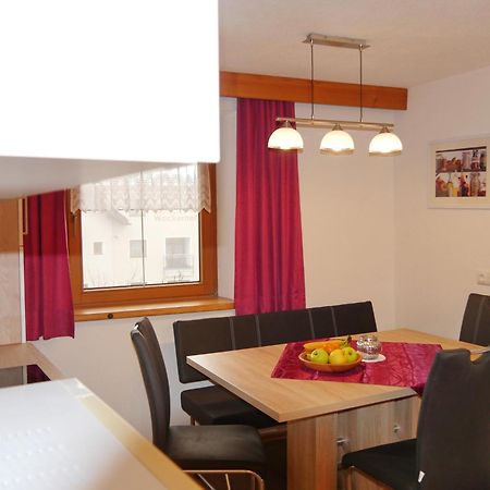 Haus Dilitz-Theiner - Bachbluete Apartment Nauders Bagian luar foto