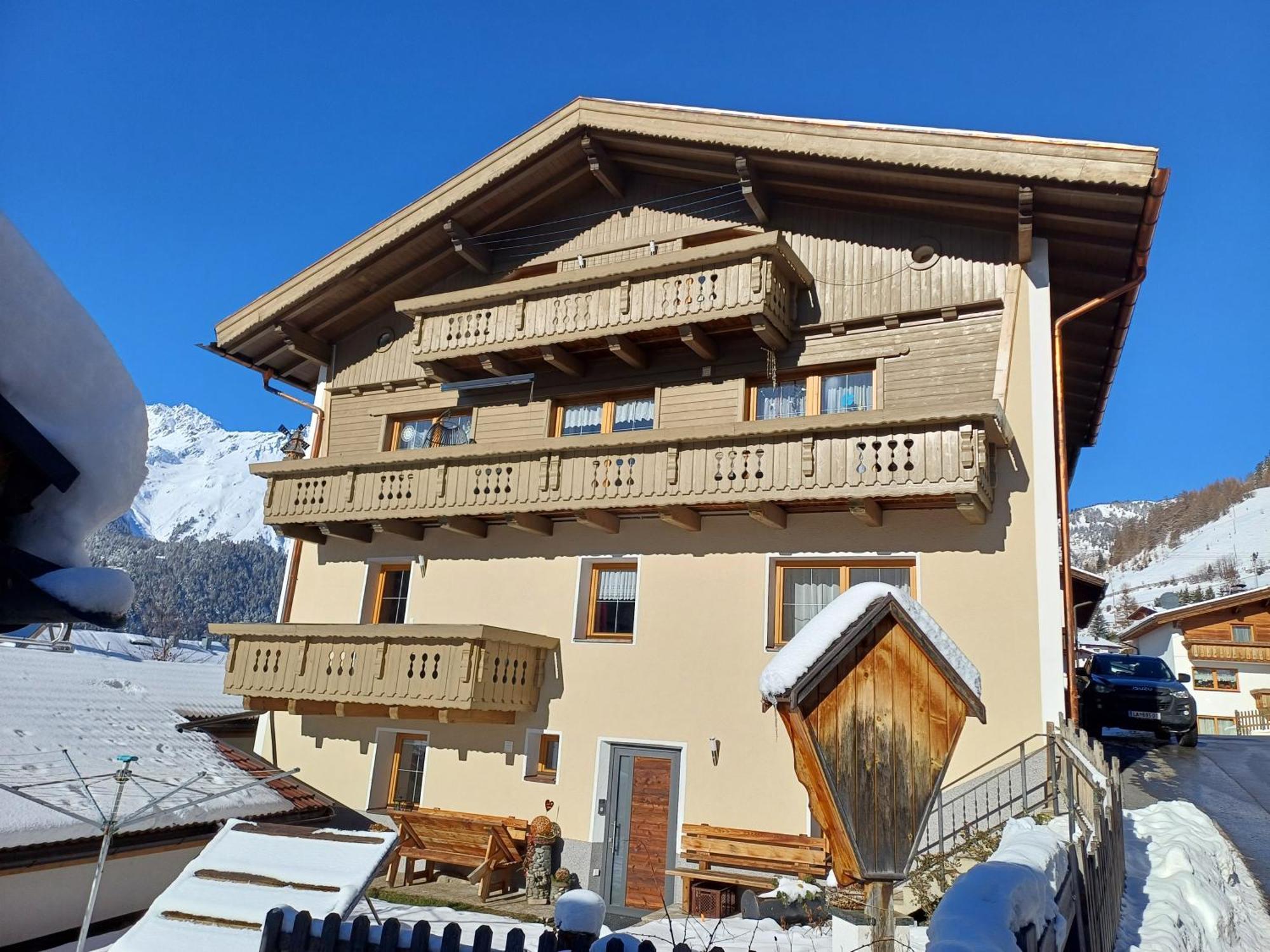 Haus Dilitz-Theiner - Bachbluete Apartment Nauders Bagian luar foto